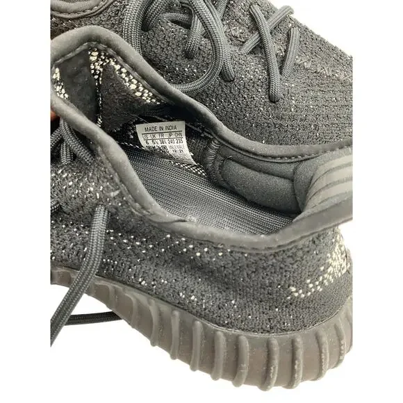 Adidas 'Yeezy' Black Primeknit Boost 350 V2 Sneaker Size 6 - Picture 6 of 6